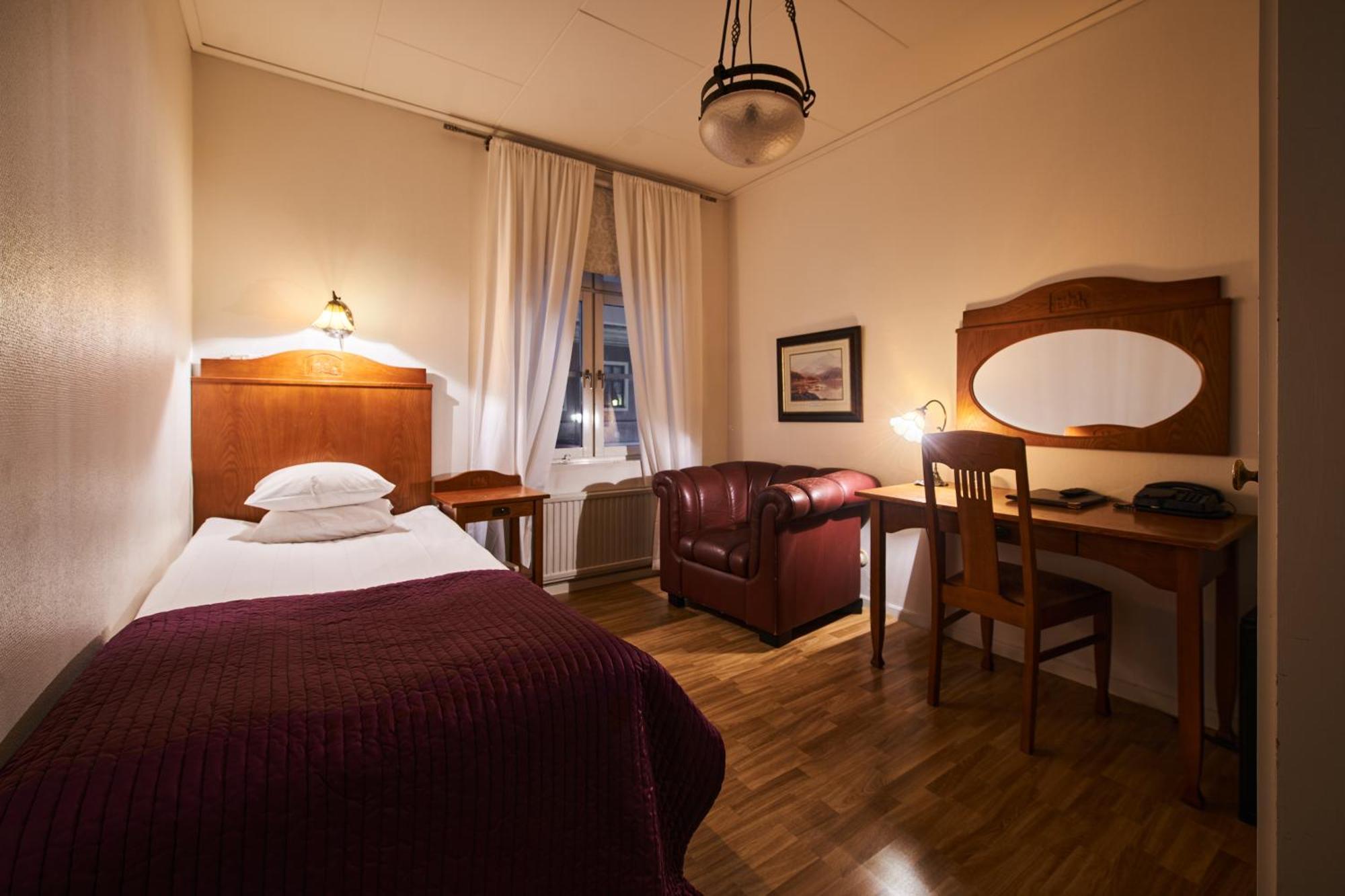 Hotell Laeckoe Lidköping Dış mekan fotoğraf