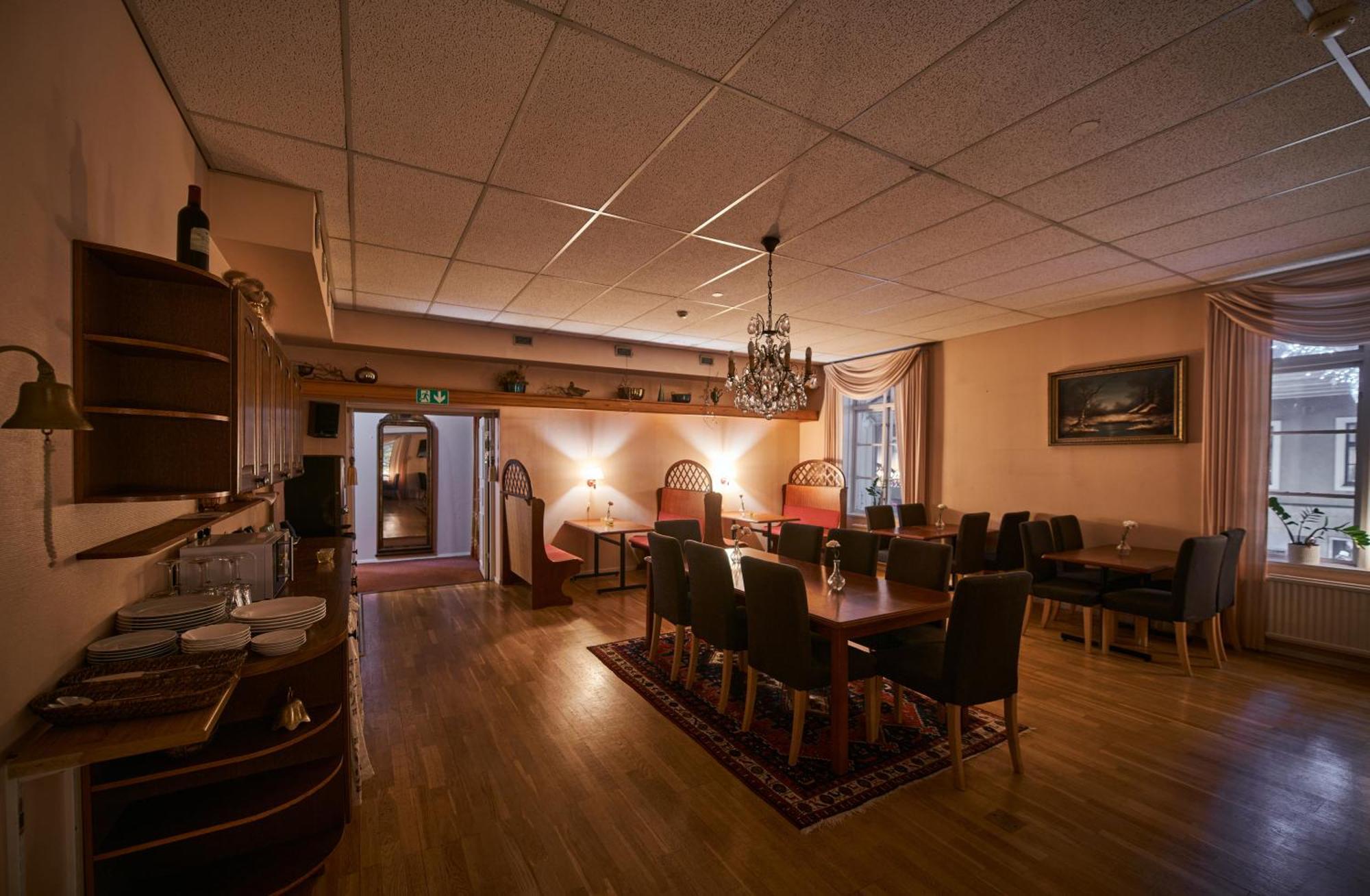 Hotell Laeckoe Lidköping Dış mekan fotoğraf