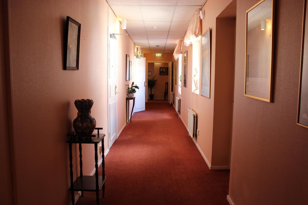 Hotell Laeckoe Lidköping Dış mekan fotoğraf
