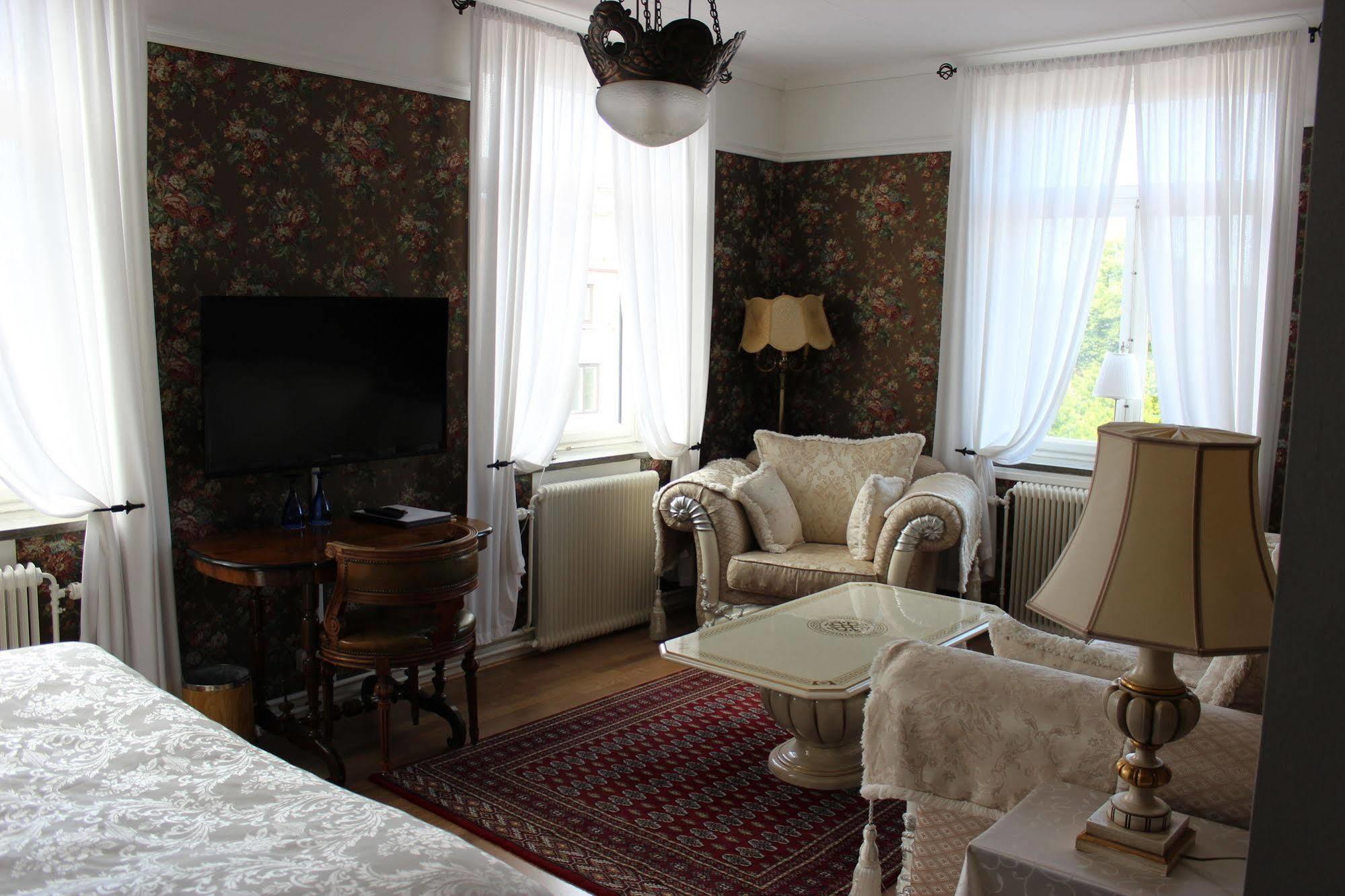 Hotell Laeckoe Lidköping Dış mekan fotoğraf